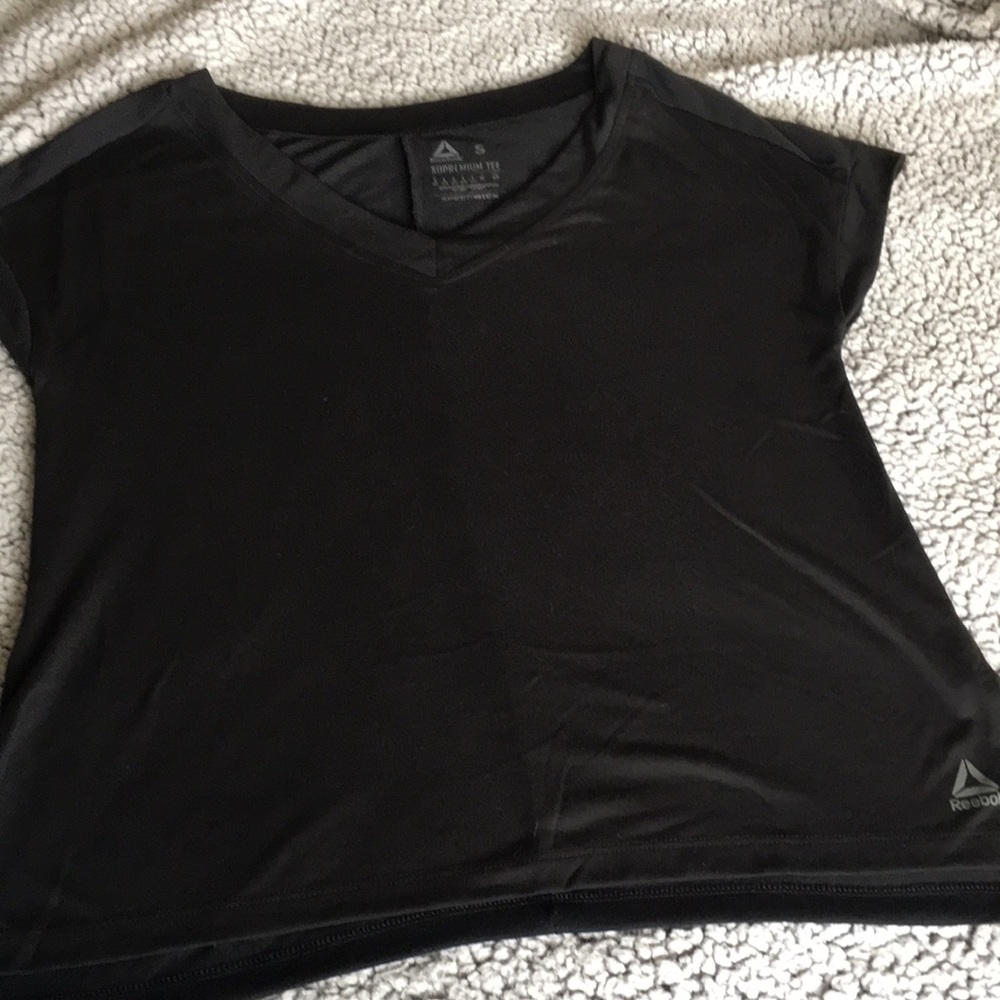 Reebok Supremium Tee Size S